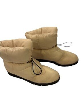 J.Crew Women's Elsa Puffer Boot With Primaloft Dusty Ivory Size 9 Style BD325